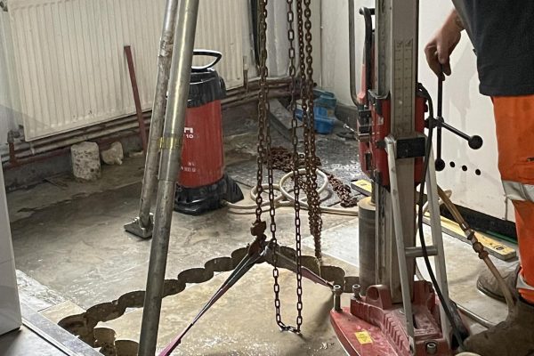 ce3c2150-d4e9-41ca-a060-7442f425831b